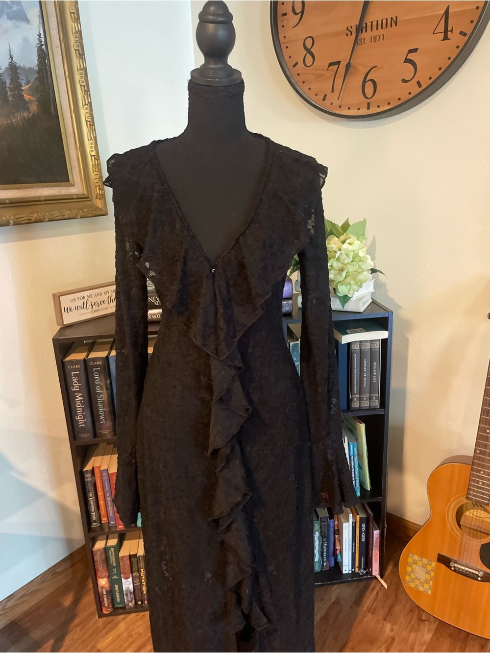 Black Lace Long Sleeve Dress